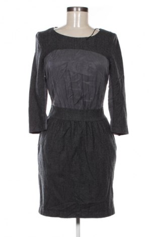 Šaty  Boss Orange, Velikost S, Barva Vícebarevné, Cena  649,00 Kč