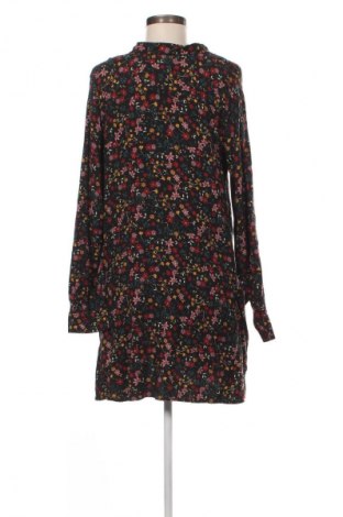 Šaty  Clockhouse, Velikost M, Barva Vícebarevné, Cena  119,00 Kč
