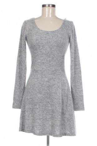 Šaty  Clockhouse, Velikost S, Barva Šedá, Cena  49,00 Kč
