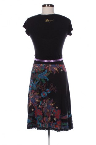 Kleid Desigual, Größe M, Farbe Mehrfarbig, Preis 34,99 €