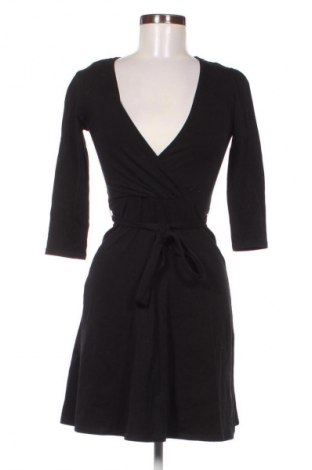 Šaty  Dorothy Perkins, Velikost S, Barva Černá, Cena  129,00 Kč