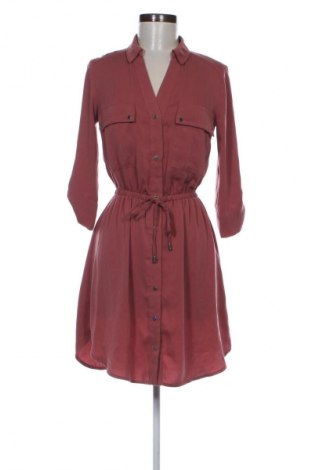 Φόρεμα Dynamite, Μέγεθος XS, Χρώμα Σάπιο μήλο, Τιμή 3,99 €