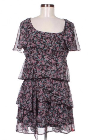 Šaty  Edc By Esprit, Velikost M, Barva Vícebarevné, Cena  256,00 Kč