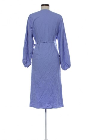 Рокля Edited, Размер M, Цвят Лилав, Цена 9,40 €