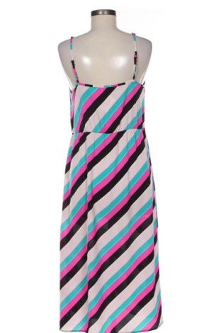 Šaty  F&F, Velikost M, Barva Vícebarevné, Cena  269,00 Kč