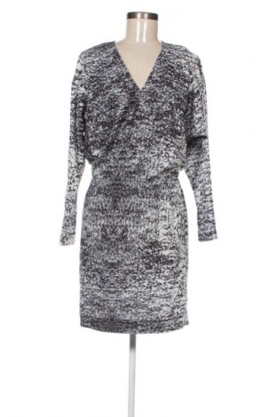 Kleid Filippa K, Größe M, Farbe Mehrfarbig, Preis € 8,99