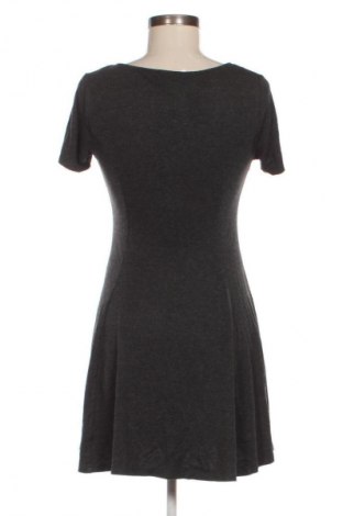 Rochie Forever 21, Mărime L, Culoare Negru, Preț 39,99 Lei