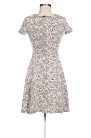 Šaty  George, Veľkosť S, Farba Béžová, Cena  2,95 €