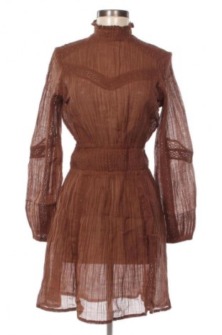 Рокля Guess, Размер M, Цвят Кафяв, Цена 63,91 €