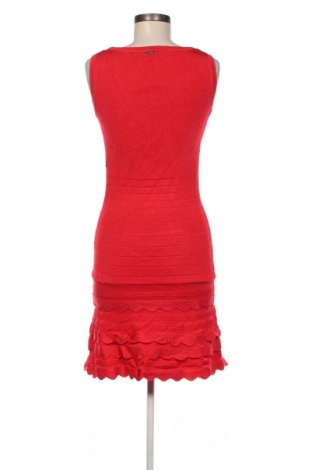 Ruha Guess, Méret S, Szín Piros, Ár 8 769 Ft