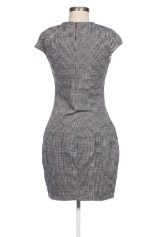 Šaty  Guess, Velikost M, Barva Vícebarevné, Cena  1 099,00 Kč