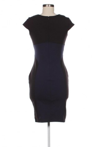 Rochie Guess, Mărime S, Culoare Negru, Preț 192,99 Lei