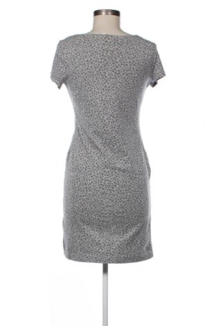 Šaty  H&M, Velikost M, Barva Vícebarevné, Cena  273,00 Kč