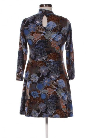 Šaty  H&M, Velikost M, Barva Vícebarevné, Cena  129,00 Kč