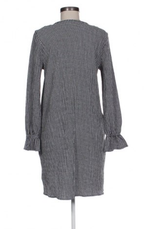 Šaty  H&M, Velikost M, Barva Vícebarevné, Cena  139,00 Kč