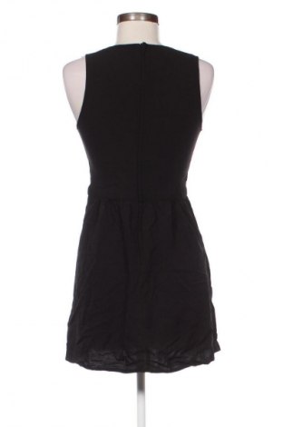 Šaty  H&M Divided, Velikost M, Barva Černá, Cena  299,00 Kč