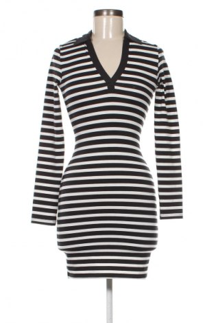 Šaty  H&M Divided, Velikost XS, Barva Vícebarevné, Cena  339,00 Kč