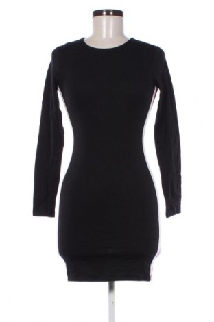 Šaty  H&M Divided, Velikost S, Barva Vícebarevné, Cena  49,00 Kč