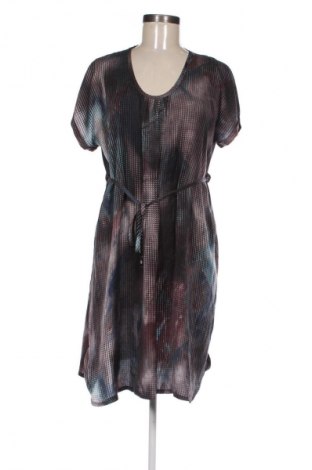 Šaty  Limited, Velikost M, Barva Vícebarevné, Cena  145,00 Kč
