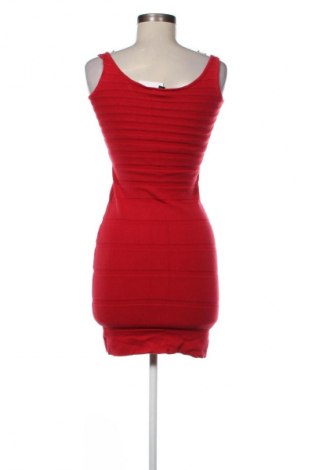 Šaty  Mango, Velikost S, Barva Červená, Cena  159,00 Kč