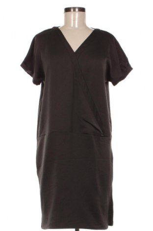 Sukienka Moss Copenhagen, Rozmiar S, Kolor Zielony, Cena 6,99 zł