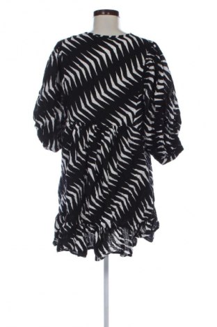 Šaty  New Look, Velikost L, Barva Vícebarevné, Cena  259,00 Kč