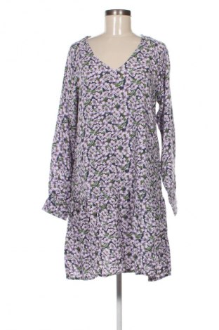 Šaty  Pieces, Velikost M, Barva Vícebarevné, Cena  219,00 Kč