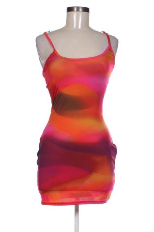 Šaty  Pretty Little Thing, Velikost M, Barva Vícebarevné, Cena  134,00 Kč