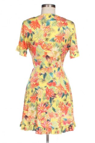 Šaty  Pull&Bear, Velikost S, Barva Vícebarevné, Cena  209,00 Kč