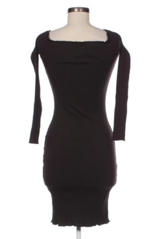 Šaty  Sinsay, Velikost S, Barva Černá, Cena  59,00 Kč