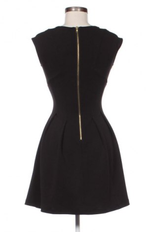 Šaty  Sinsay, Velikost XS, Barva Černá, Cena  169,00 Kč