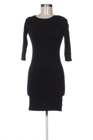 Šaty  Sinsay, Velikost XS, Barva Černá, Cena  69,00 Kč