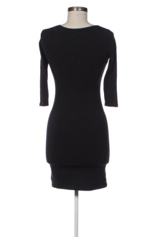 Šaty  Sinsay, Velikost XS, Barva Černá, Cena  69,00 Kč
