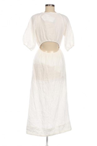 Ruha Sinsay, Méret M, Szín Fehér, Ár 4 259 Ft