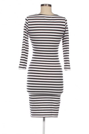 Šaty  Sinsay, Velikost XS, Barva Vícebarevné, Cena  79,00 Kč