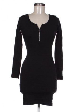 Šaty  Sinsay, Velikost XS, Barva Černá, Cena  169,00 Kč