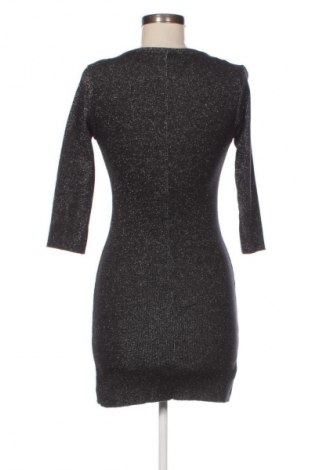 Šaty  Stradivarius, Velikost L, Barva Vícebarevné, Cena  159,00 Kč