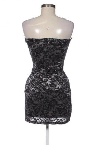 Šaty  Stradivarius, Veľkosť S, Farba Čierna, Cena  11,95 €