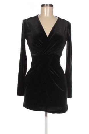 Šaty  Trendyol, Velikost XS, Barva Černá, Cena  744,00 Kč