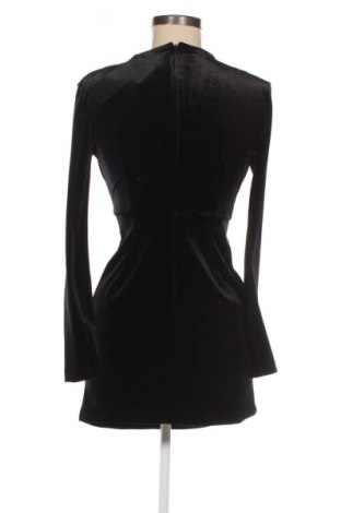 Šaty  Trendyol, Velikost XS, Barva Černá, Cena  744,00 Kč