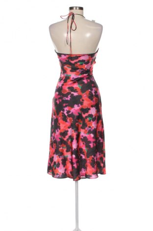 Šaty  Trendyol, Velikost XS, Barva Vícebarevné, Cena  1 049,00 Kč