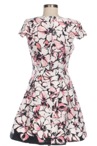 Kleid Unbranded, Größe M, Farbe Mehrfarbig, Preis 30,99 €