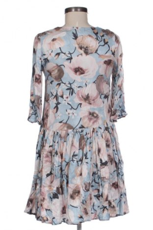 Šaty  Unbranded, Velikost M, Barva Vícebarevné, Cena  99,00 Kč