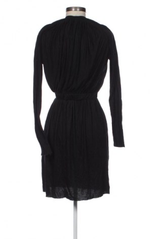 Šaty  Uterque, Velikost XS, Barva Černá, Cena  129,00 Kč