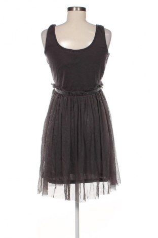 Šaty  VILA, Velikost L, Barva Šedá, Cena  209,00 Kč