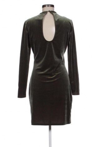 Kleid VILA, Größe M, Farbe Grün, Preis € 10,99