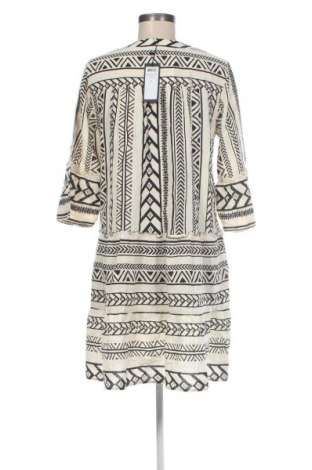 Рокля Vero Moda, Размер M, Цвят Многоцветен, Цена 16,36 €