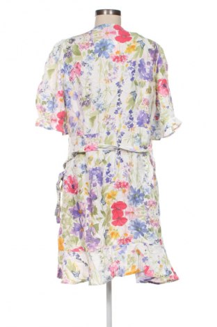 Рокля Vero Moda, Размер XXL, Цвят Многоцветен, Цена 11,75 €