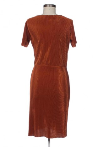 Kleid Vero Moda, Größe M, Farbe Braun, Preis 7,99 €