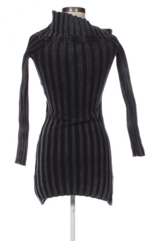 Šaty  Zara, Velikost XS, Barva Černá, Cena  142,00 Kč